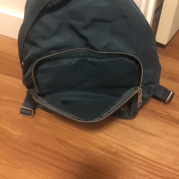 Lulu Lemon Everywhere Backpack - Picture 3 of 9